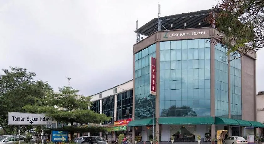 Luscious Hotel Bukit Mertajam 2*,